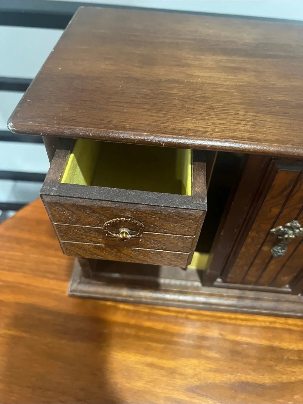 Vintage Wooden Jewelry Box